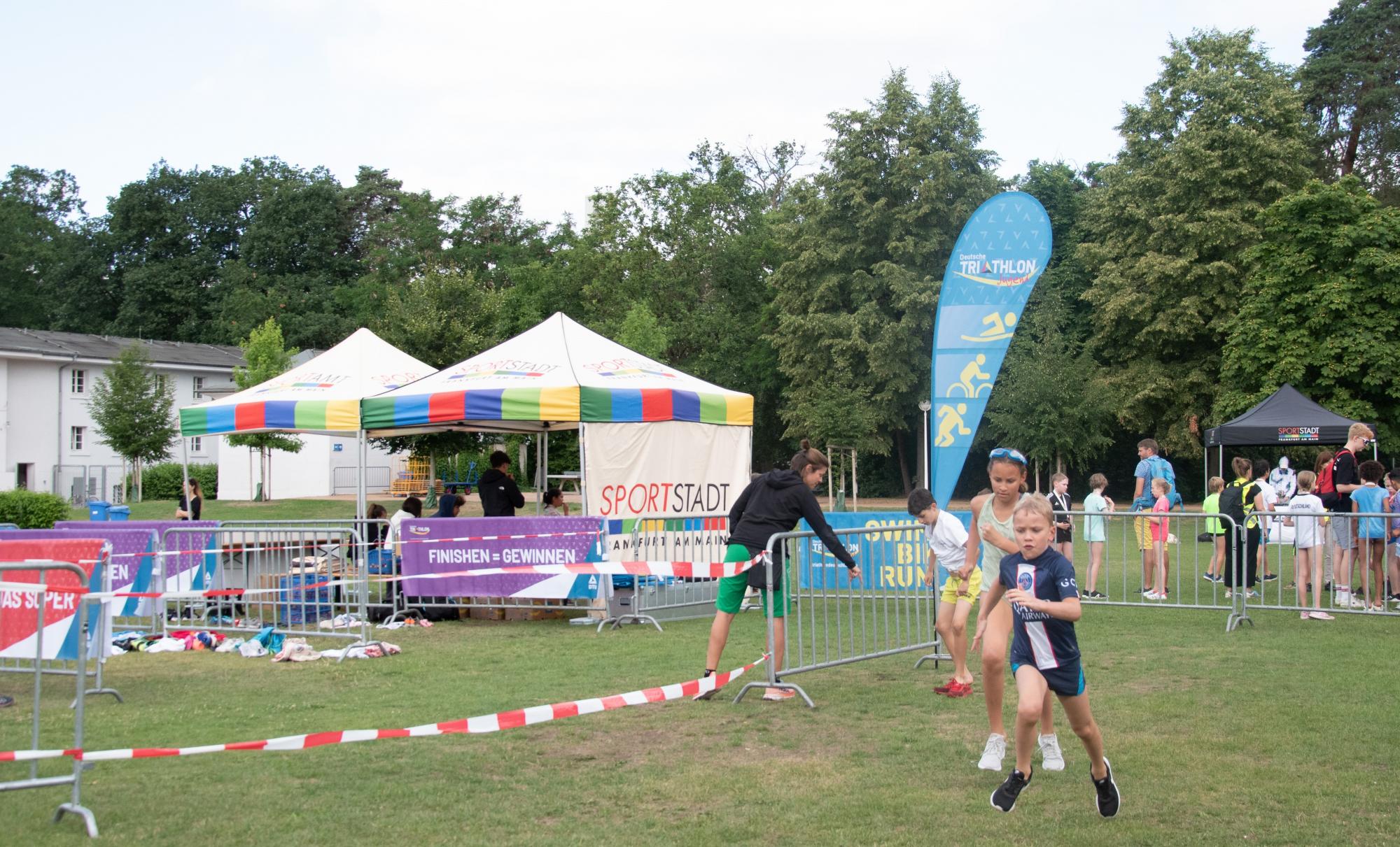 13. Frankfurter SchulSwim & Run Deutsche Triathlon Union